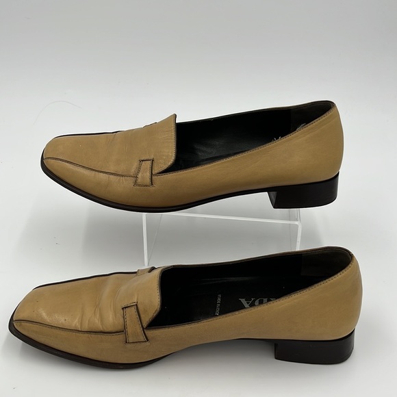 Prada Tan Leather Loafers 37.5 - Picture 4 of 14